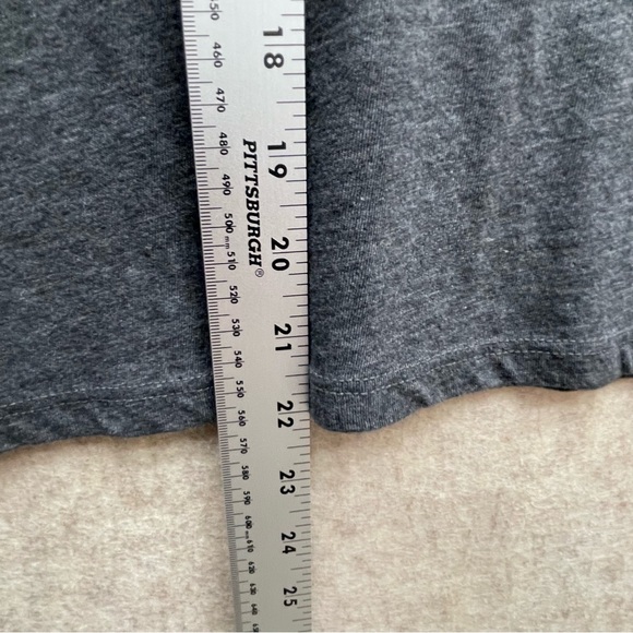 Women's Fifth Sun  "be the person your pet thinks you are" Statement Tshirt L - Picture 7 of 7